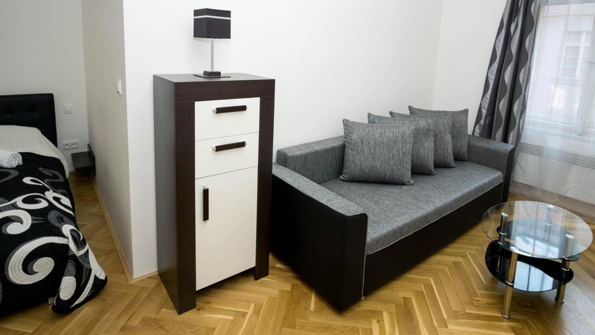 Black & White Apartment Prague By Wenceslas Square And Muzeum Praga Quarto foto