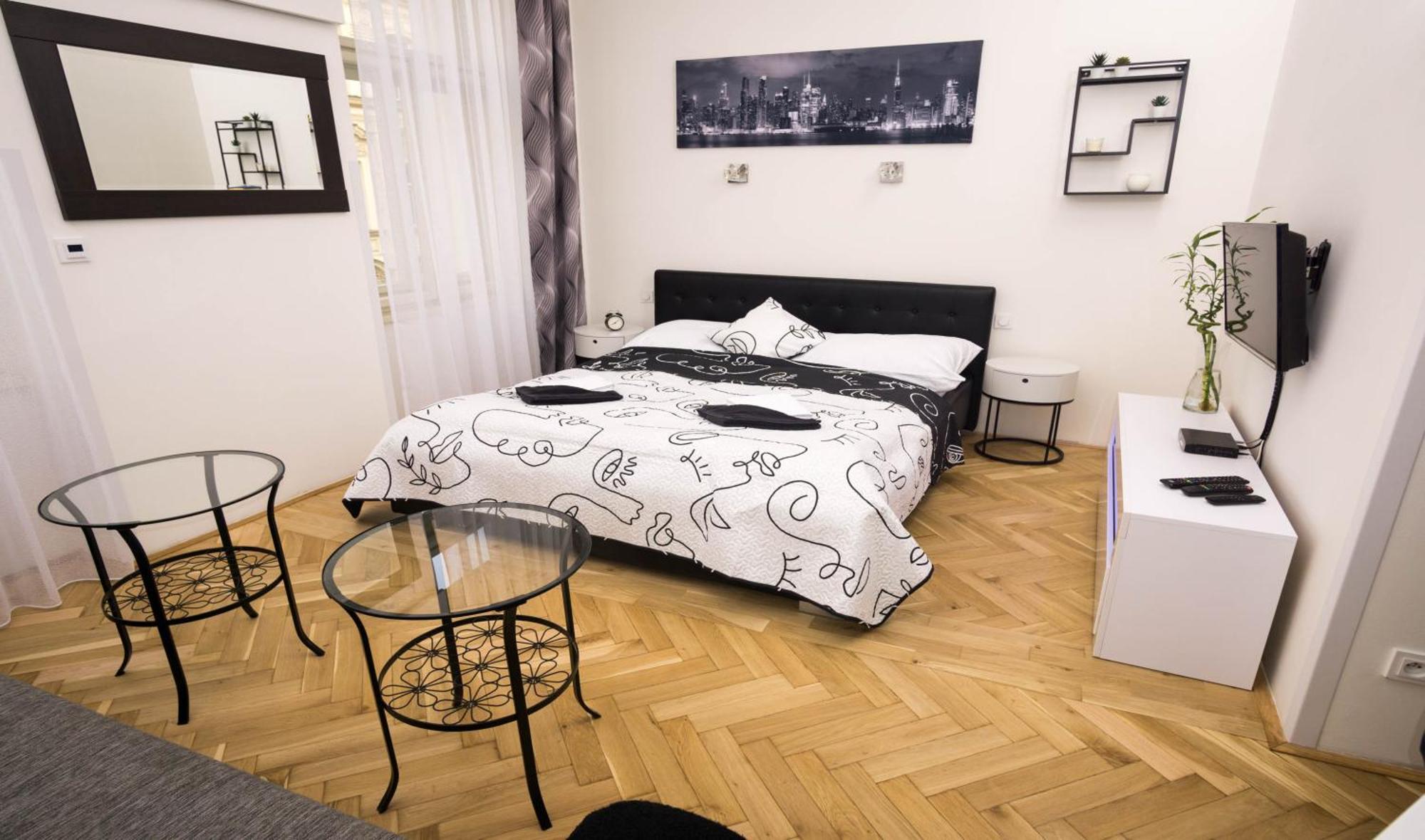 Black & White Apartment Prague By Wenceslas Square And Muzeum Praga Exterior foto