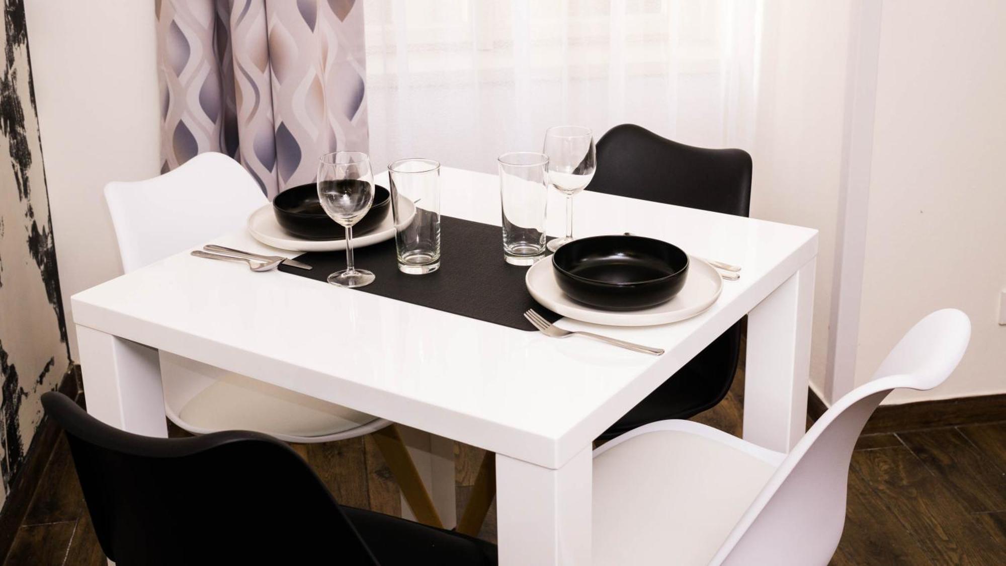 Black & White Apartment Prague By Wenceslas Square And Muzeum Praga Exterior foto