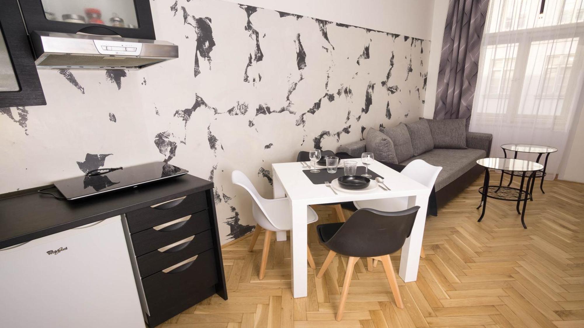Black & White Apartment Prague By Wenceslas Square And Muzeum Praga Quarto foto